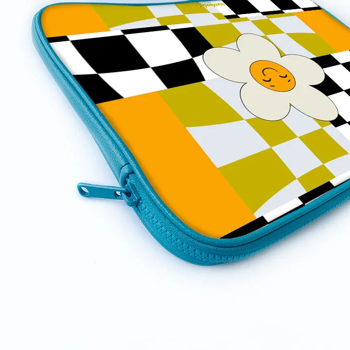 Chessy Blooms Print Laptop Sleeve - Image 11