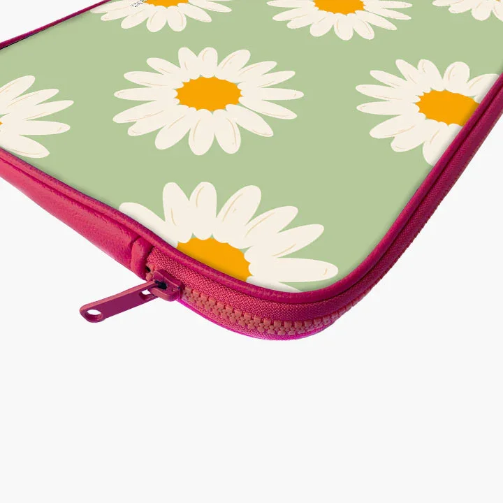 Daisy Glow Print Laptop Sleeve - Image 26