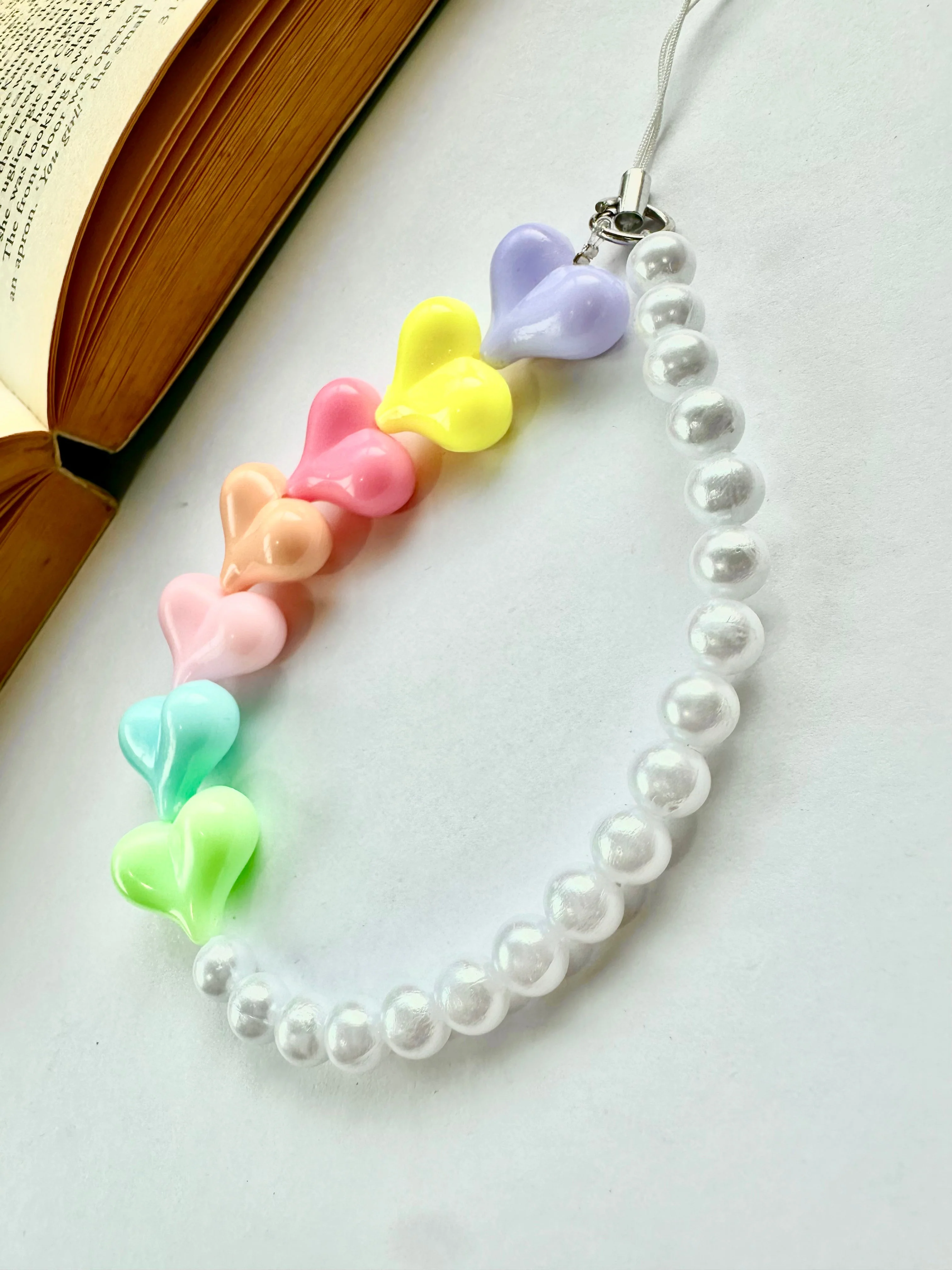Heartfall Phone Chain Charm - Image 3