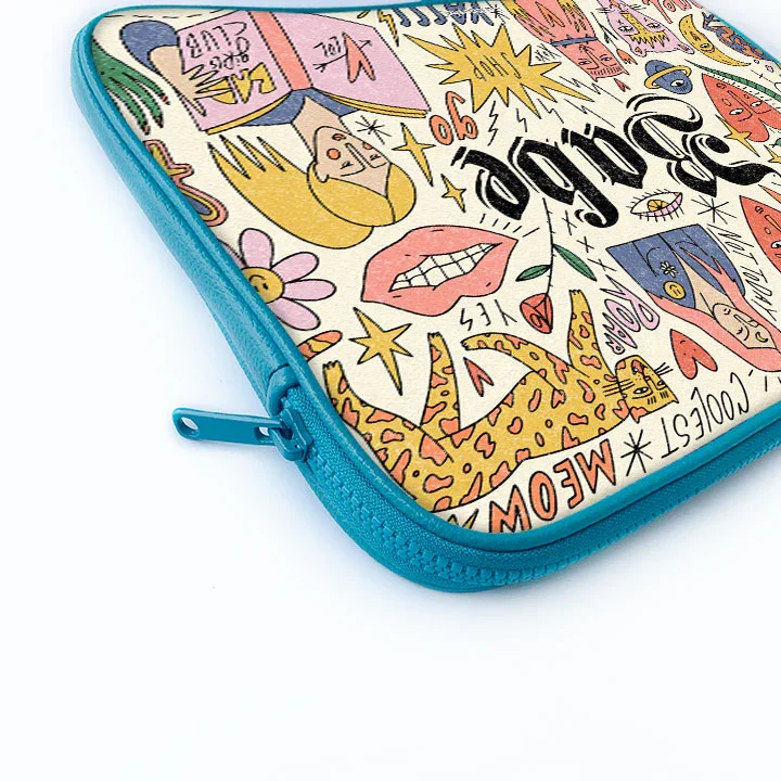 Sassy Babe Laptop Sleeve - Image 11