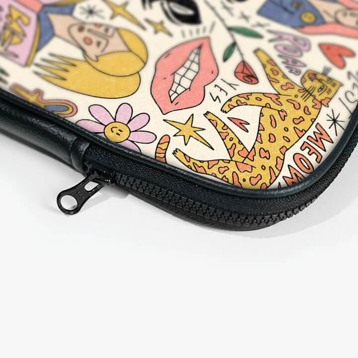 Sassy Babe Laptop Sleeve - Image 5