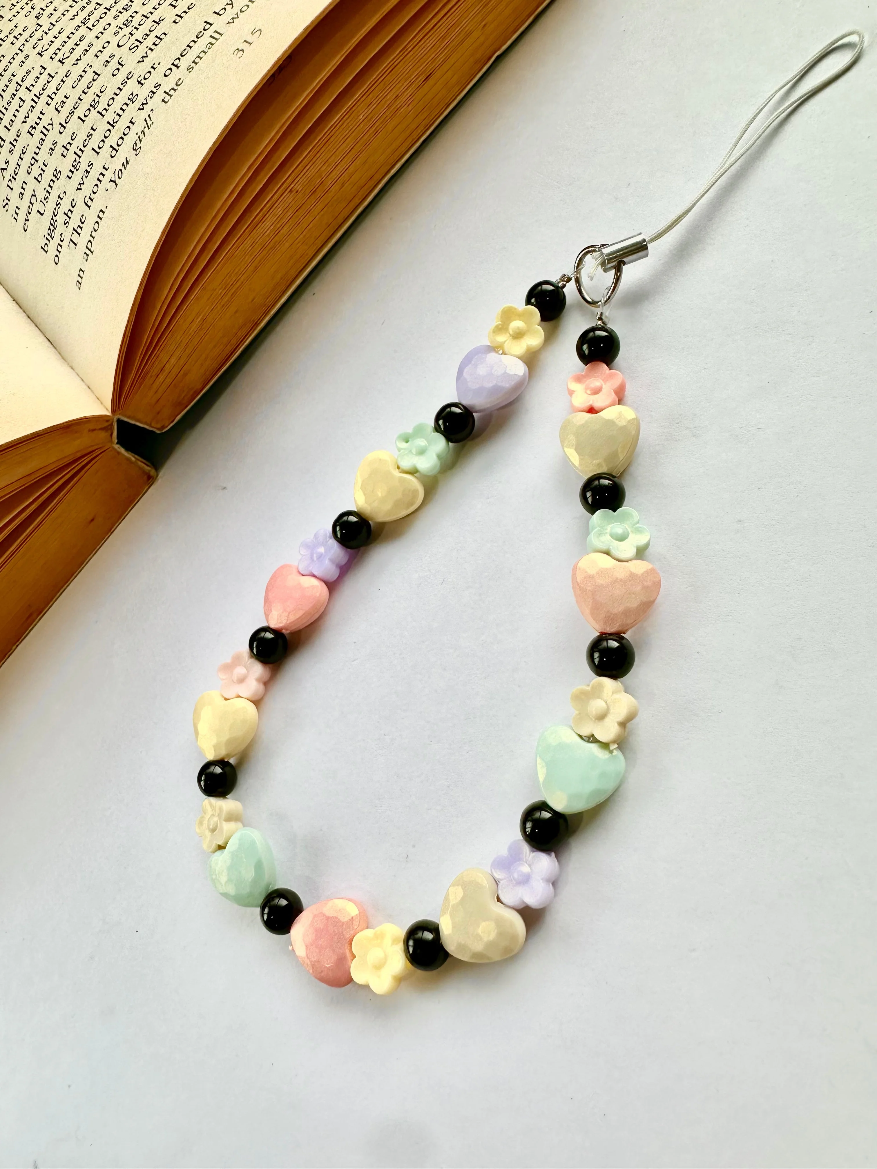 Shiny Heartflowers Phone Chain Charm - Image 3