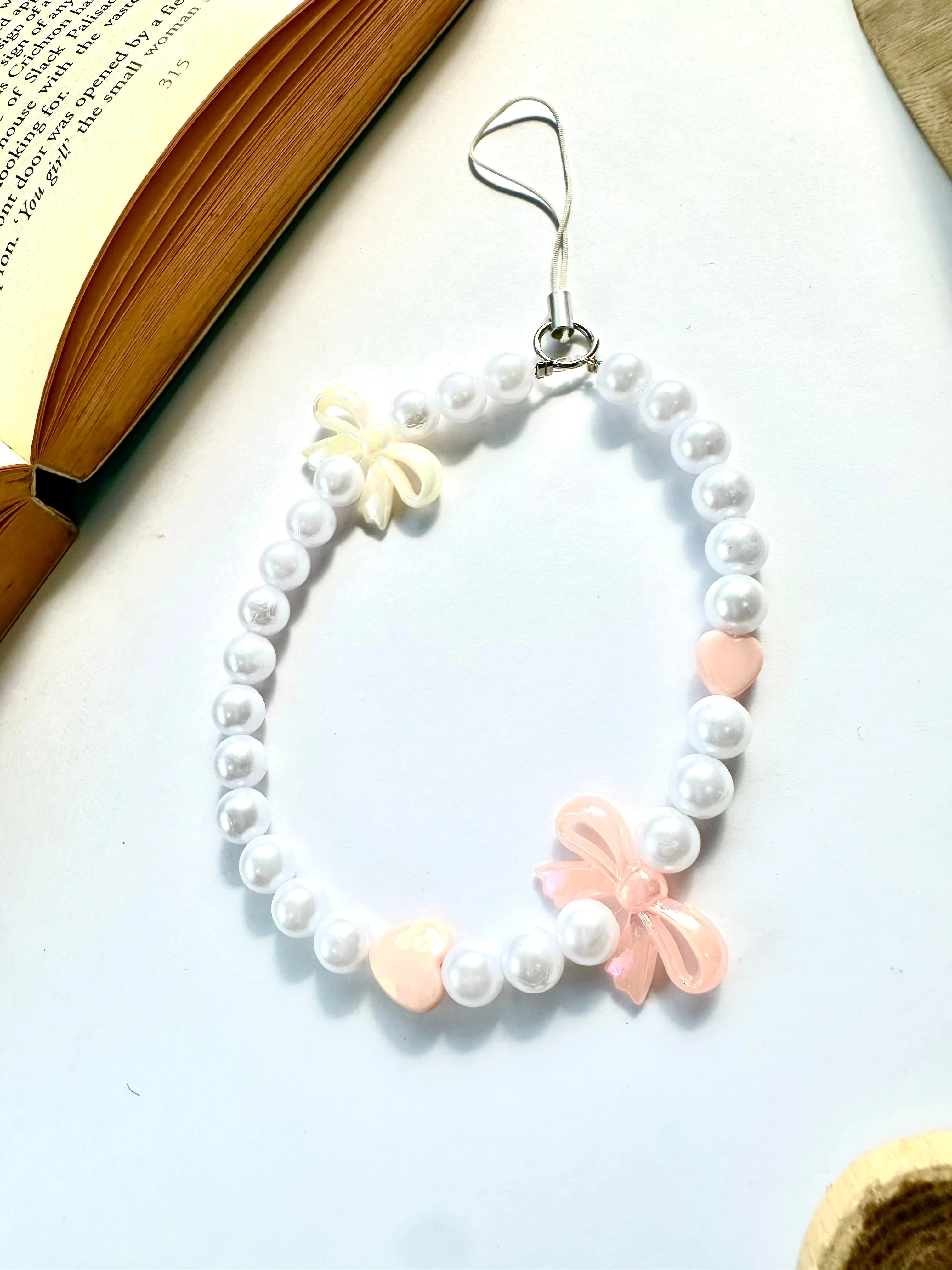 Snowberry Bow Phone Chain Charm - Image 2