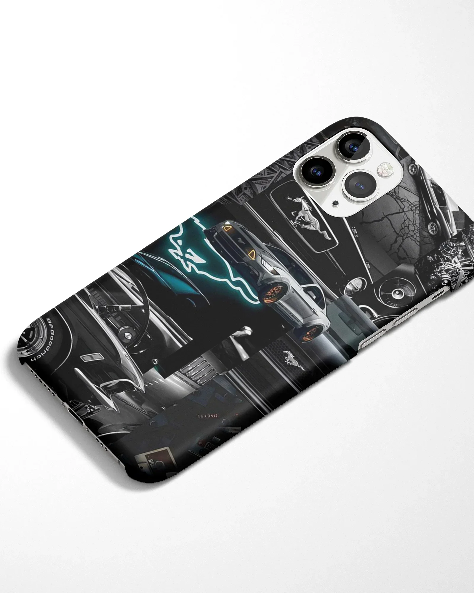 V8 Bloodline Phone Cover - Image 4