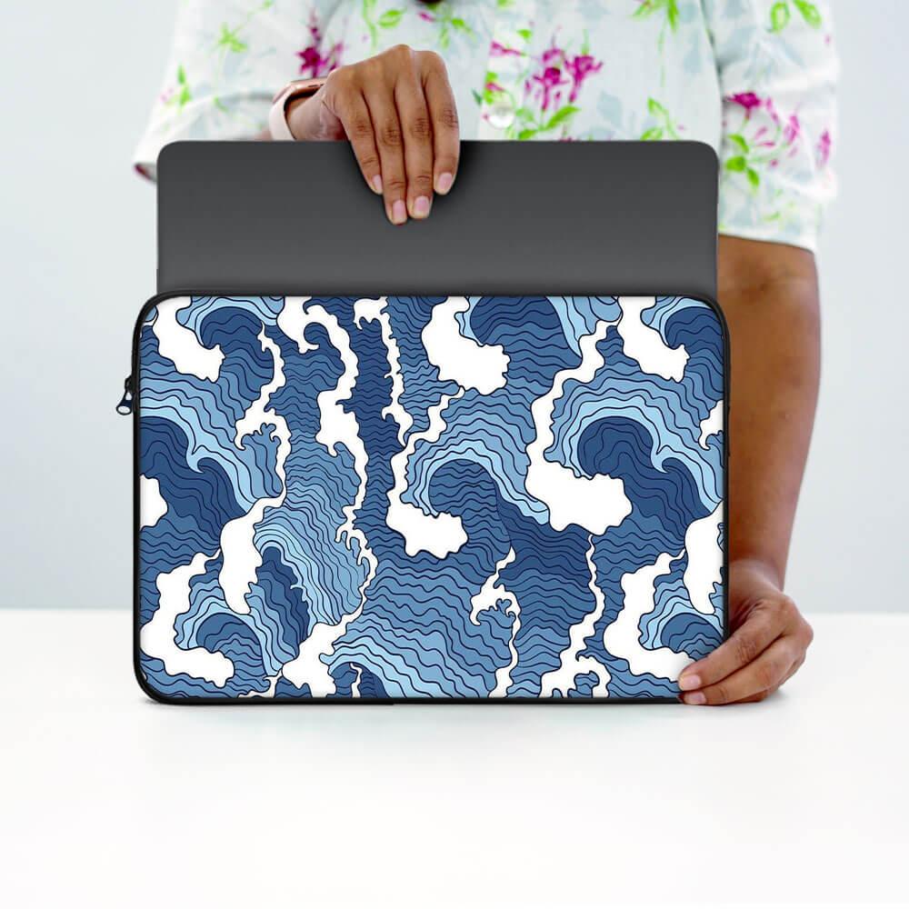 Wave Whispers Print Laptop Sleeve - Image 4